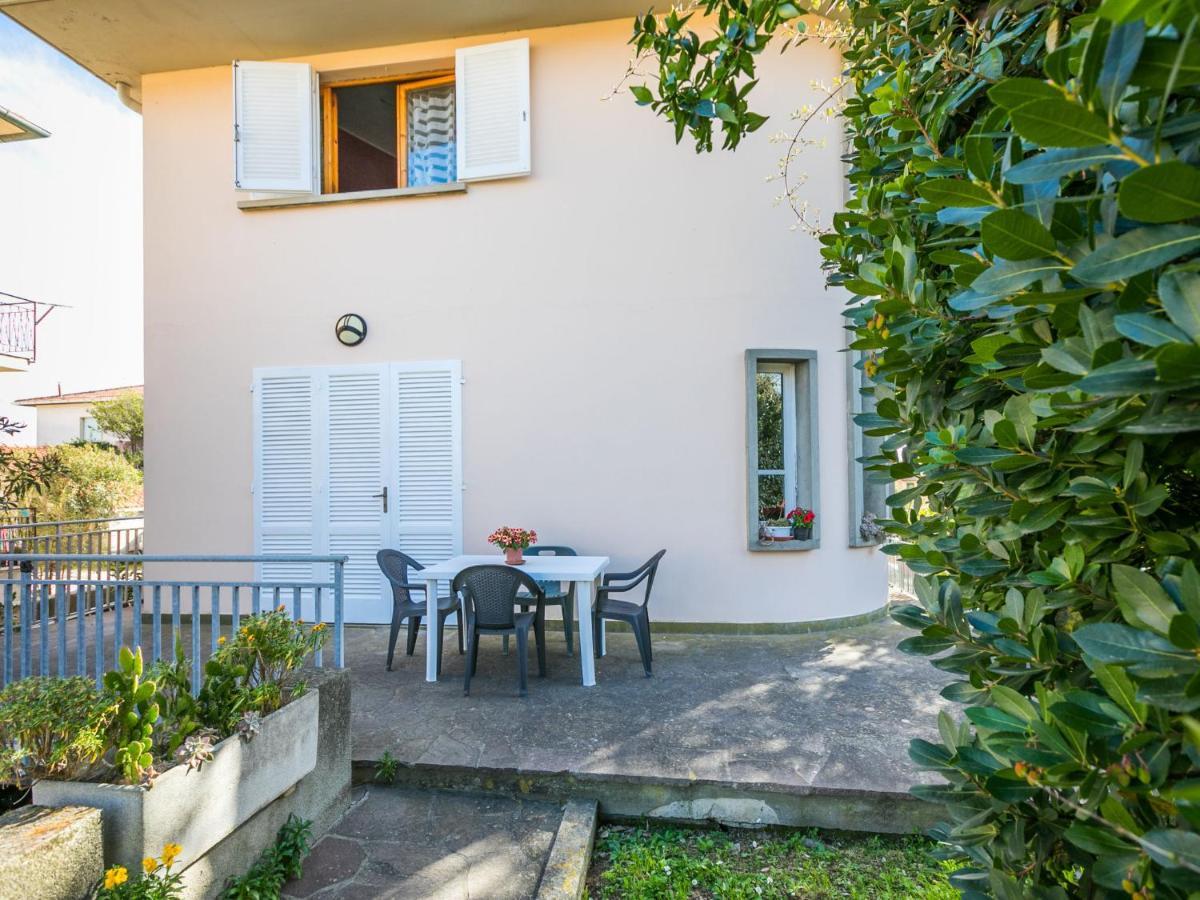 Apartment Mansarda By Interhome Rosignano Solvay Exterior photo